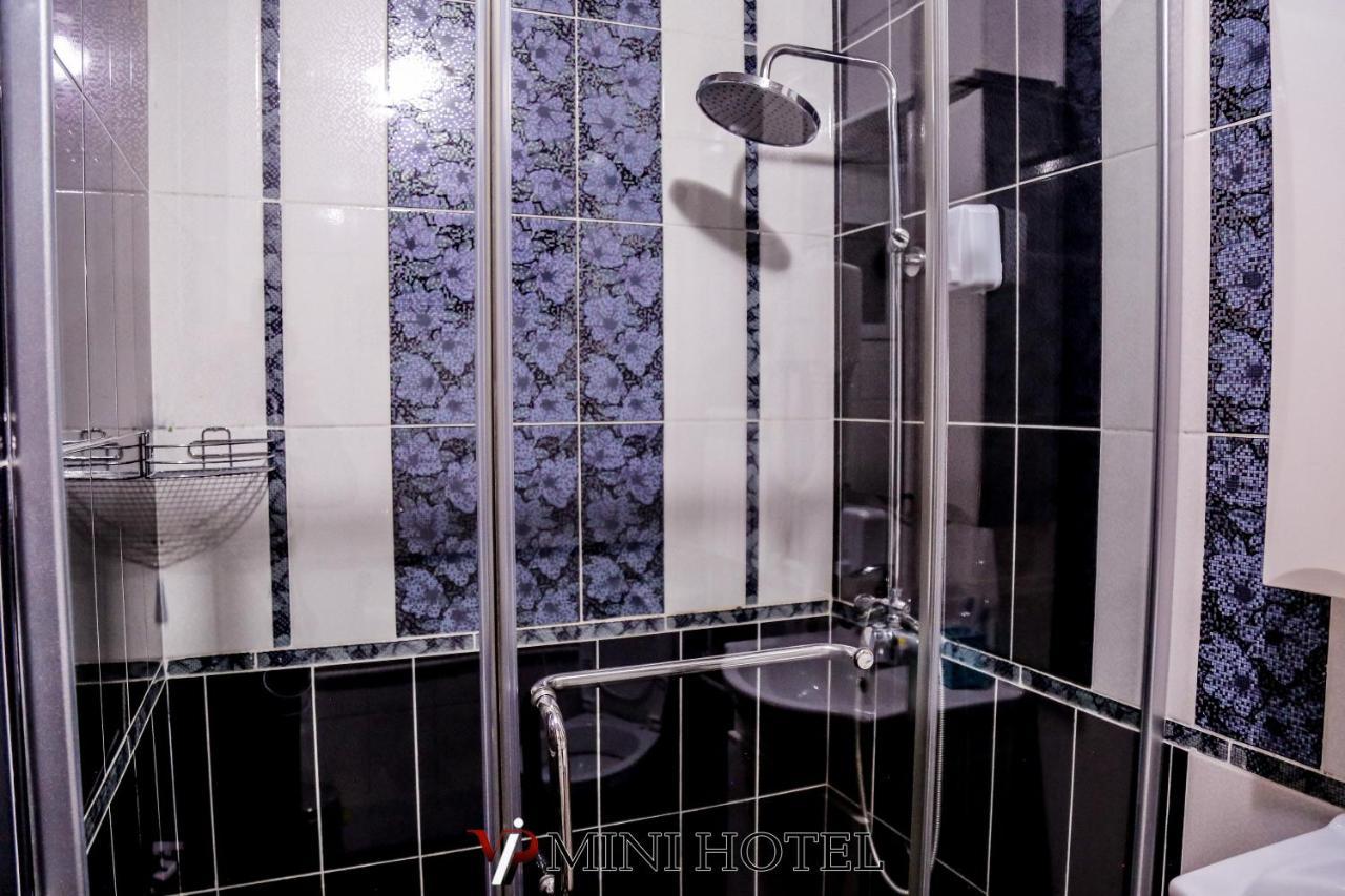 Mini Hotel VIP Semej Esterno foto
