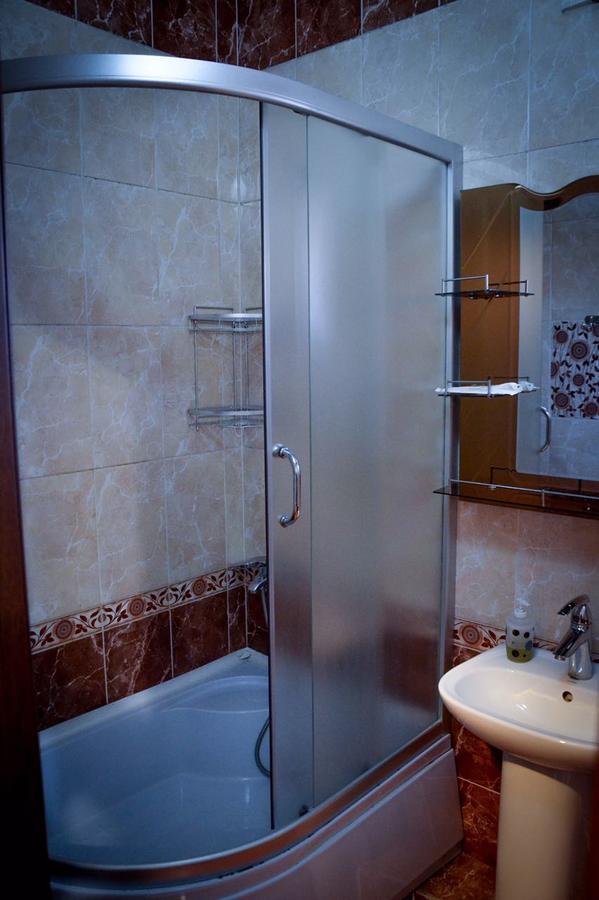 Mini Hotel VIP Semej Esterno foto